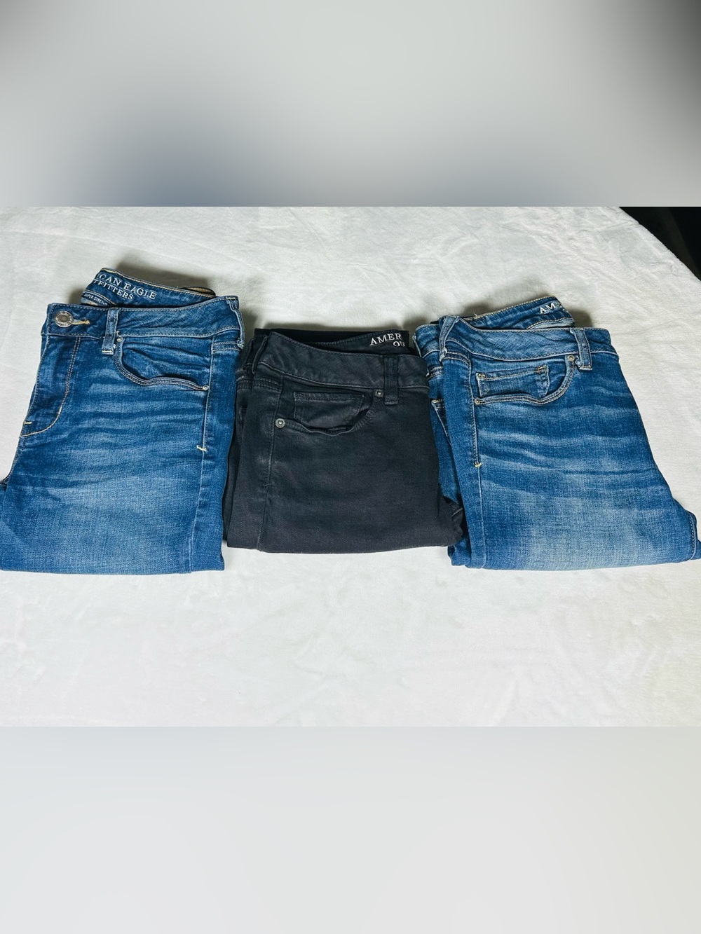 American Eagle Skinny Jeans-2 Pairs Blue Jeans And 1 Black Jeans-All Are Size 8